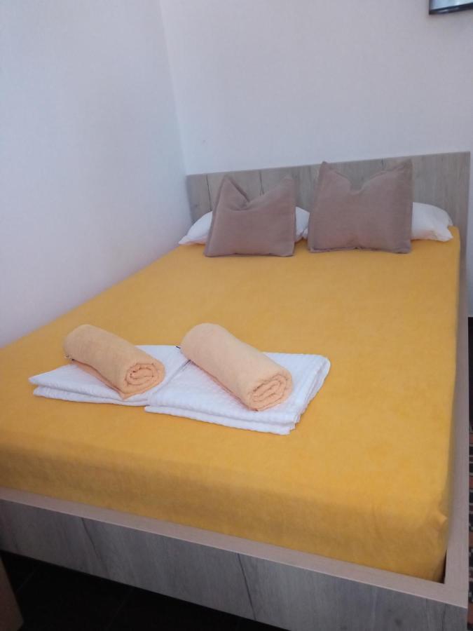 Guest House Inara Neum Extérieur photo